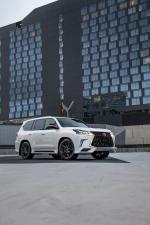Lexus LX570 S 2018 года (AU)